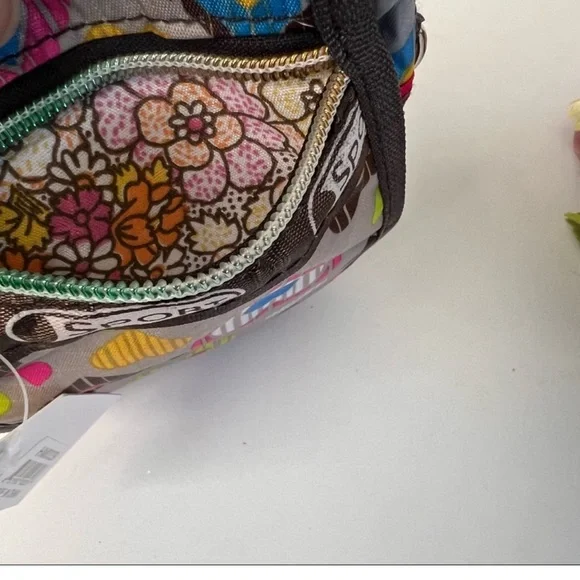 MOCK Lesportsac Inspired Heart Pattern Crossbody Bag - Multicolor - Picture 6 of 8